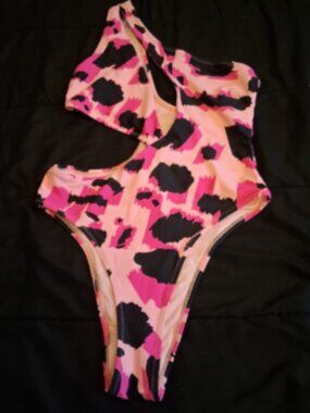 Ree Bees Women's Size M Pink One Shoulder One Piece Stretch Pocket Swimsuit